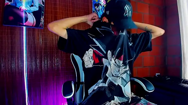 Snapshot of briamhoconor_xh chatting on February 2026 10:13:02 PM briamhoconor xh online show from February 2026 10:13:02 PM