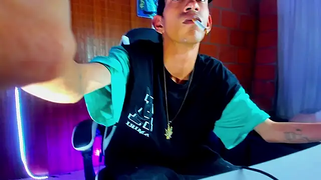 Snapshot of briamhoconor_xh chatting on February 2026 01:55:01 AM briamhoconor xh online show from February 2026 01:55:01 AM