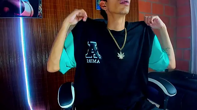 Snapshot of briamhoconor_xh chatting on February 2026 01:34:01 AM briamhoconor xh online show from February 2026 01:34:01 AM