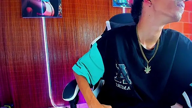 Snapshot of briamhoconor_xh chatting on February 2026 04:48:01 PM briamhoconor xh online show from February 2026 04:48:01 PM