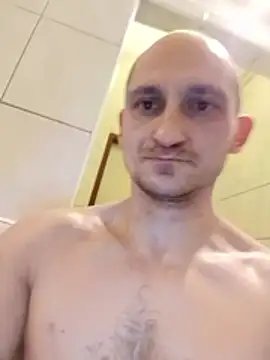 Radsjxh online show from December 2025 09:00:01 PM