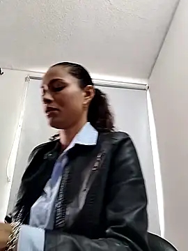 SofiaDelicia online show from October 2025 01:34:02 PM