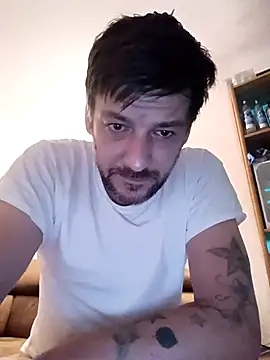 a7ex online show from September 2025 04:27:01 AM