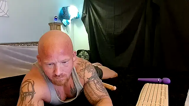 Snapshot of AntMeich6969 chatting on October 2025 11:49:01 PM AntMeich6969 online show from October 2025 11:49:01 PM