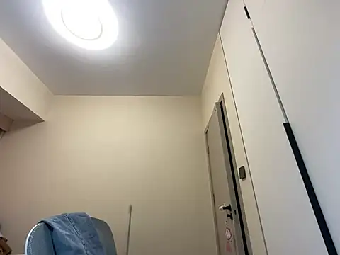 xena0501 online show from March 2026 12:00:02 PM