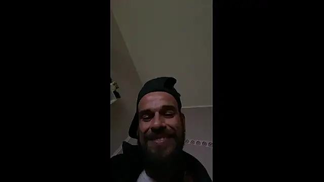 DjDiCKmannOnE online show from June 2026 02:17:02 AM