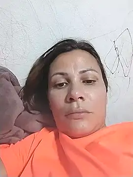 dyjaA online show from November 2025 11:48:02 PM