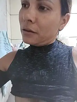 dyjaA online show from November 2025 08:09:01 PM