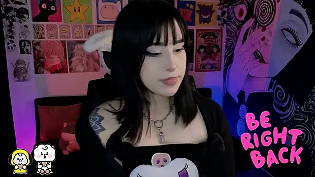 Yuhwan  online show from February 2026 11:23:01 PM