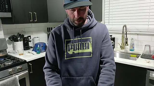 danoo84 online show from December 2025 04:42:02 AM