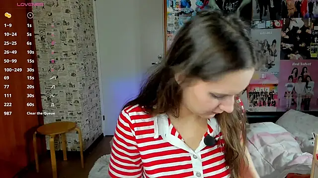 LucyRose3 online show from October 2025 04:11:01 PM