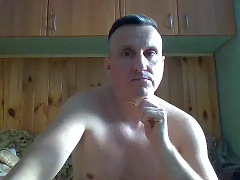 Maksymilian1 online show from February 2026 01:23:02 PM