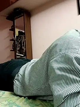 aarav 013 online show from October 2025 05:48:02 PM