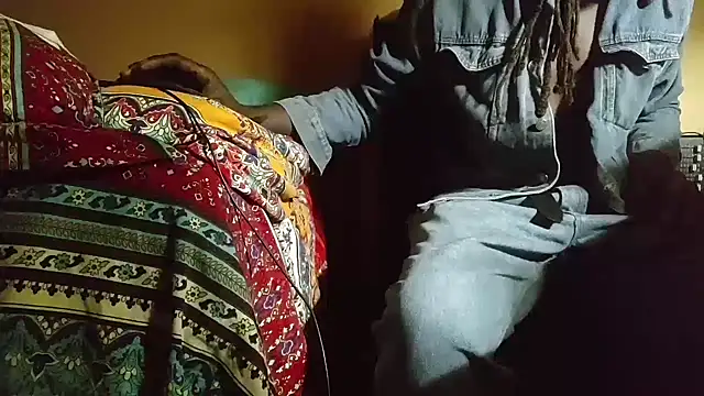 EYEzIAM online show from November 2025 09:54:02 AM