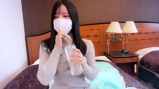 moemilk online show from March 2026 12:17:02 AM