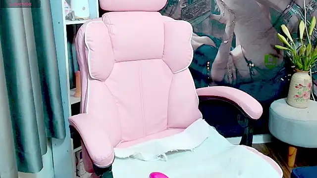 Snapshot of Cindy_Cutiegirl chatting on November 2025 10:21:02 PM Cindy Cutiegirl online show from November 2025 10:21:02 PM