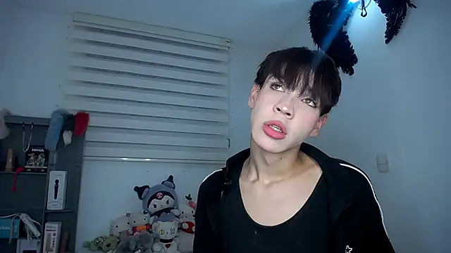 lucky stricke online show from October 2025 03:40:01 AM