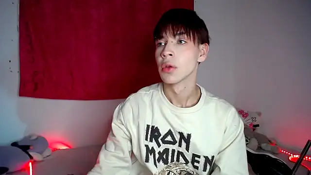 lucky stricke online show from December 2025 07:04:02 AM