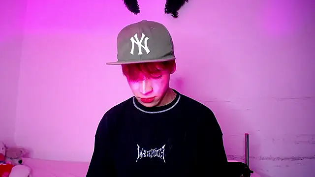 lucky stricke online show from January 2026 04:58:02 AM