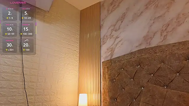 AnastasiaColeman online show from November 2025 07:56:01 PM