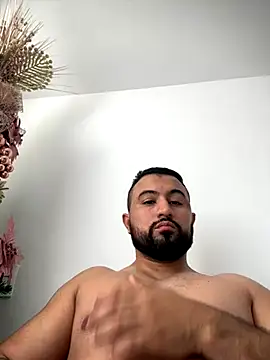 Snapshot of DoctorArabe3 chatting on November 2025 02:35:01 PM DoctorArabe3 online show from November 2025 02:35:01 PM