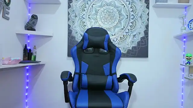 nextboywell1 online show from April 2026 04:19:01 AM