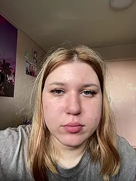 Snapshot of Kemeli008 chatting on September 2025 09:11:01 AM Kemeli008 online show from September 2025 09:11:01 AM