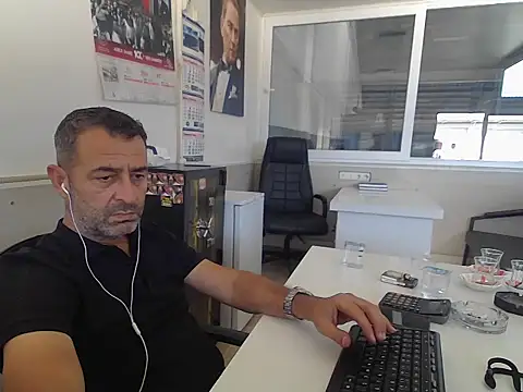 Snapshot of rafasilva3535 chatting on September 2025 01:57:02 PM rafasilva3535 online show from September 2025 01:57:02 PM