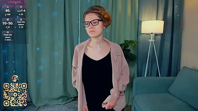 EdlinGathright online show from March 2026 04:40:01 AM