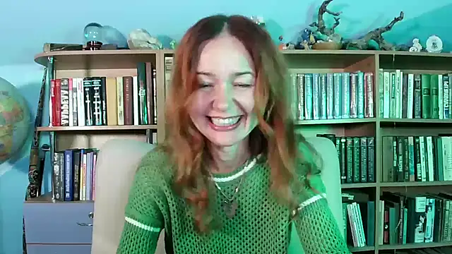 Foxilady357 online show from November 2025 04:41:02 PM