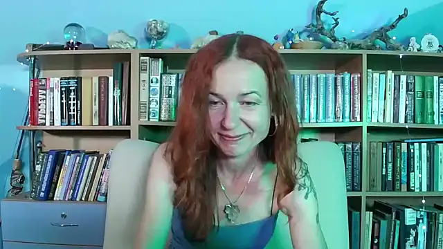 Foxilady357 online show from June 2026 02:20:02 PM