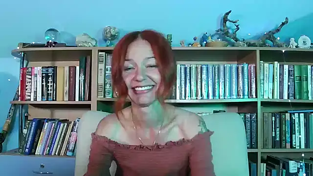 Foxilady357 online show from July 2026 04:45:02 PM