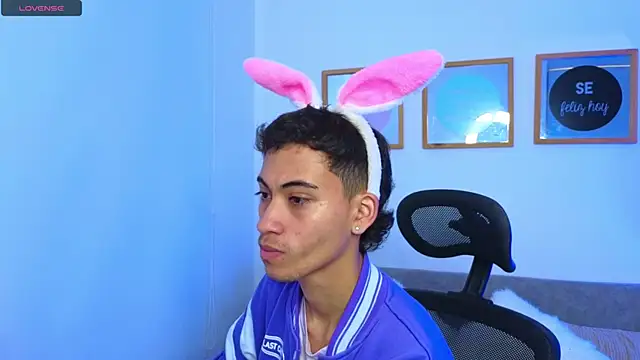 yulian vasquez online show from September 2025 12:26:01 PM