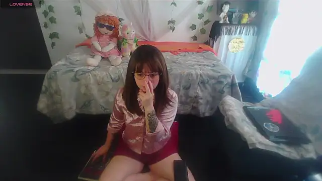Snapshot of Mitsuha_gate chatting on April 2026 01:12:01 PM Mitsuha gate online show from April 2026 01:12:01 PM
