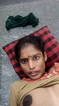 Snapshot of Guriya0076 chatting on September 2025 05:05:02 PM Guriya0076 online show from September 2025 05:05:02 PM