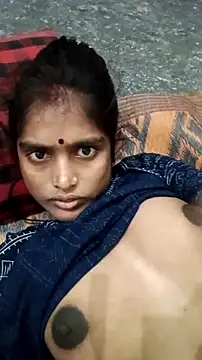 Snapshot of Guriya0076 chatting on October 2025 09:35:02 PM Guriya0076 online show from October 2025 09:35:02 PM