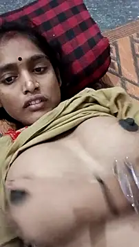 Snapshot of Guriya0076 chatting on October 2025 09:47:01 PM Guriya0076 online show from October 2025 09:47:01 PM