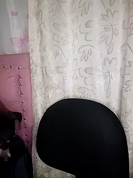 Snapshot of U-Upaaita chatting on February 2026 02:41:01 AM U-Upaaita online show from February 2026 02:41:01 AM