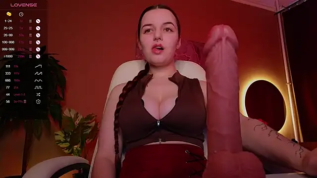 Snapshot of BellaDevile_ chatting on September 2025 07:44:01 AM BellaDevile online show from September 2025 07:44:01 AM