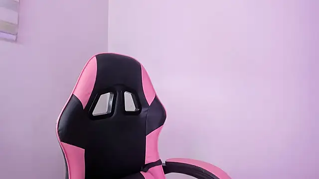 Arianna Jannes online show from February 2026 05:14:01 PM