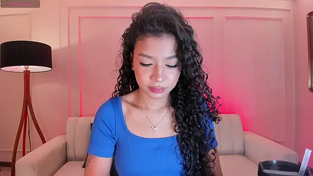 Snapshot of SophieHouston_ chatting on September 2025 04:01:01 AM SophieHouston online show from September 2025 04:01:01 AM