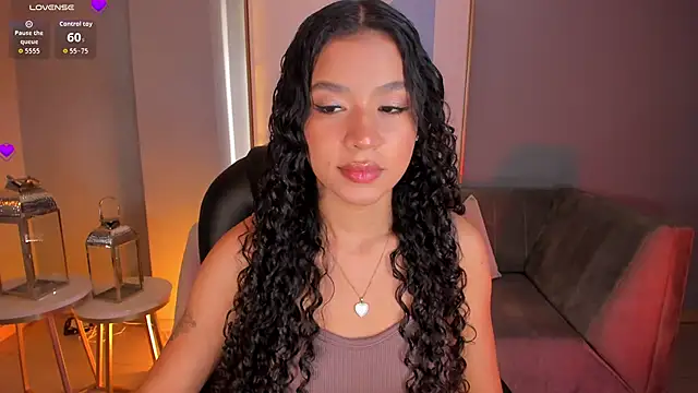 Snapshot of SophieHouston_ chatting on September 2025 02:15:02 AM SophieHouston online show from September 2025 02:15:02 AM