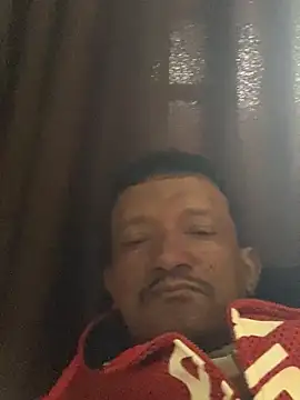 Snapshot of PIROCAGG21 chatting on October 2025 12:17:01 PM PIROCAGG21 online show from October 2025 12:17:01 PM