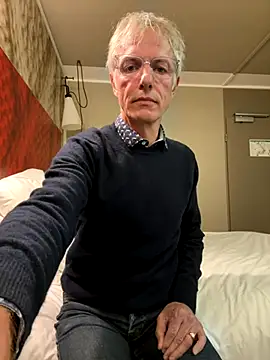 SexyLeon8 online show from September 2025 07:26:01 PM