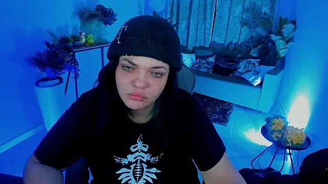 MaryHarrys online show from October 2025 08:41:01 PM