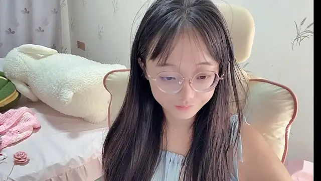 Snapshot of puppy-999 chatting on October 2025 02:12:02 PM puppy-999 online show from October 2025 02:12:02 PM