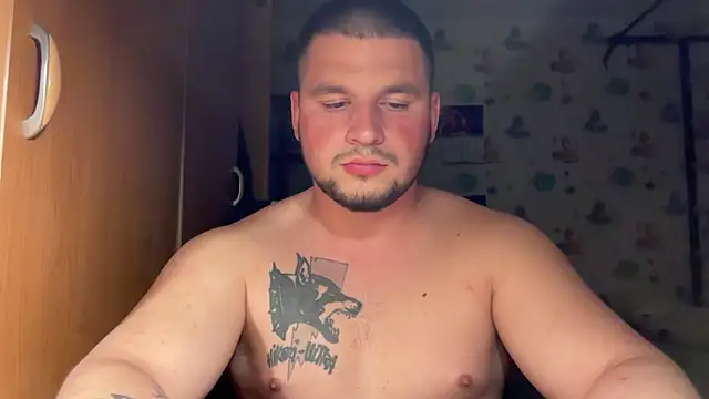 chiraq1945 online show from April 2026 07:26:02 PM