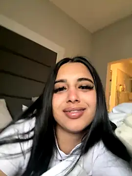 Snapshot of LilMisIndianx chatting on October 2025 04:57:01 AM LilMisIndianx online show from October 2025 04:57:01 AM