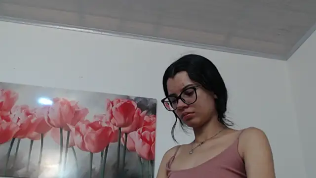 pinky f00x online show from February 2026 07:33:02 PM