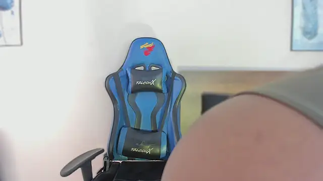 Snapshot of Niicol_Jenner chatting on February 2026 04:51:02 AM Niicol Jenner online show from February 2026 04:51:02 AM